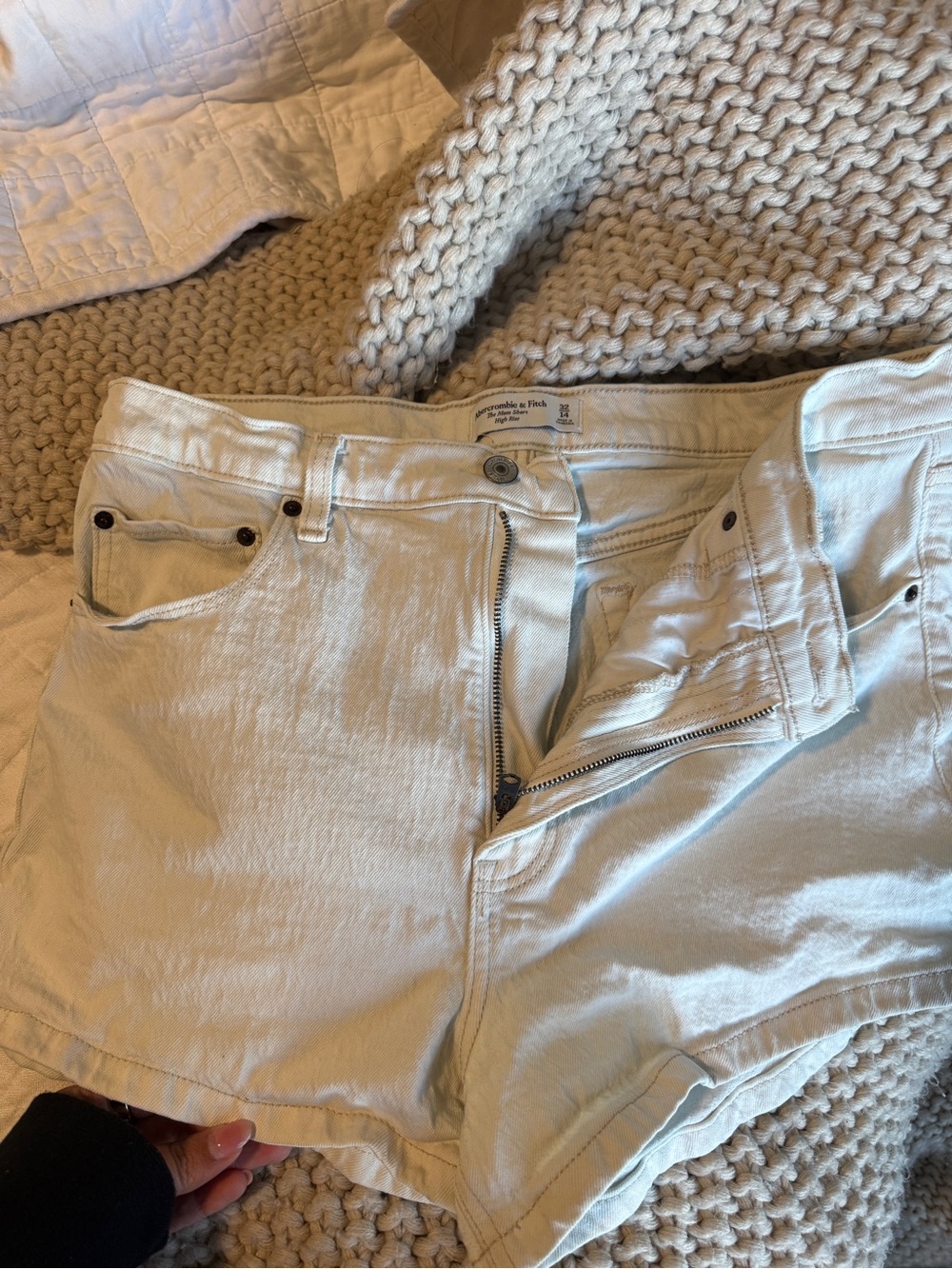 Abercrombie & Fitch Women's Cream Denim Mom Shorts